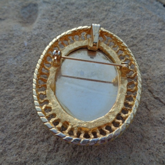 Unique style vintage brooch pin - Picture 5 of 8